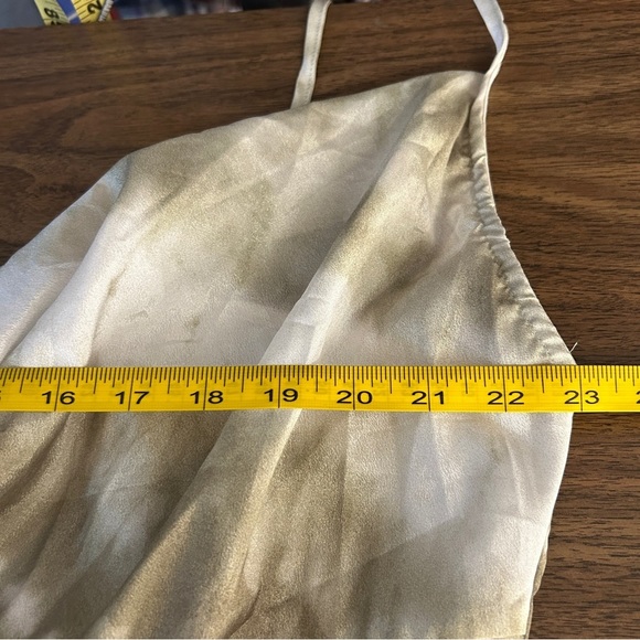 NWT PrettyLittleThing Gold and Cream Backless Dress - Picture 9 of 10